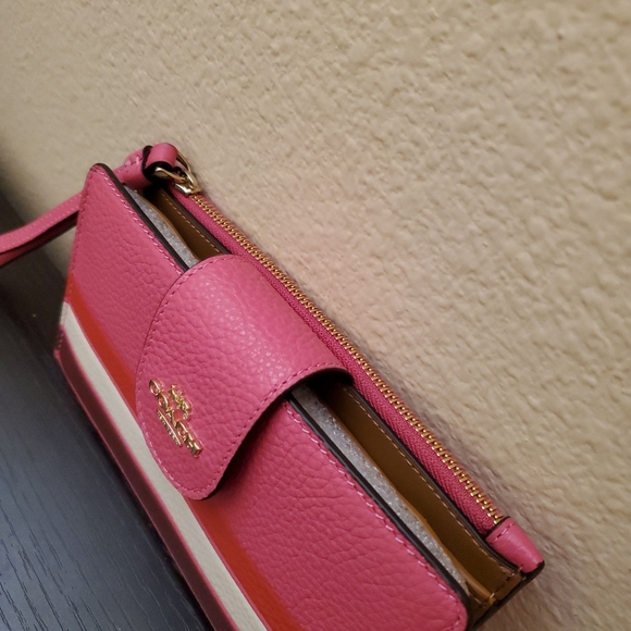 Coach Phone Tech Wallet Retro Stripe - Picture 4 of 10